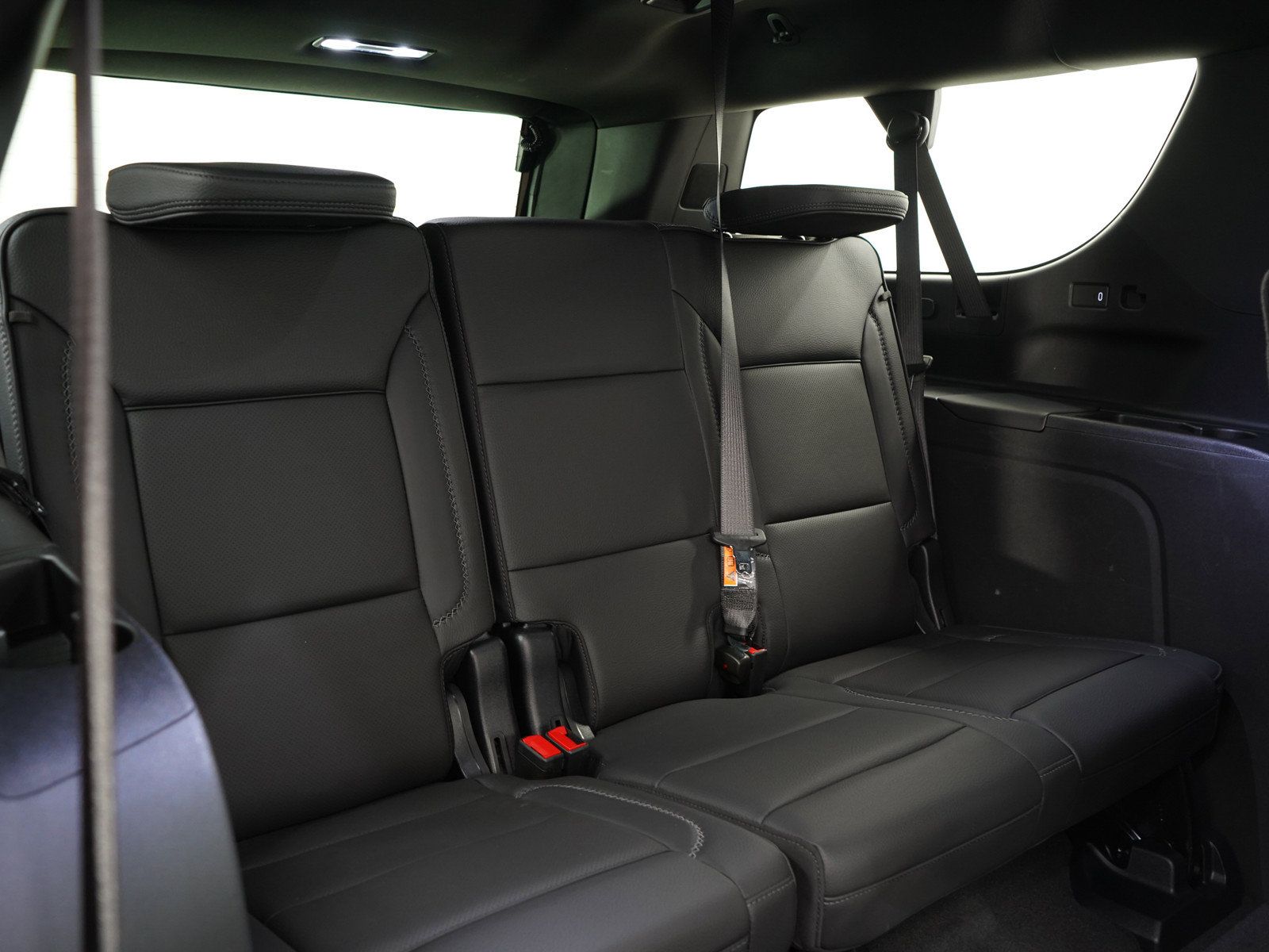 Used 2025 GMC Yukon XL Denali w/ Denali Reserve Package AWD/4WD image 15