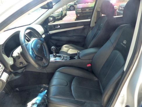 Used 2012 INFINITI G37 Journey w/ Premium Pkg RWD image 17
