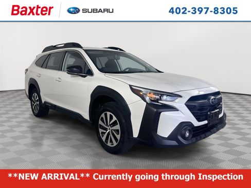 Used 2023 Subaru Outback Premium AWD/4WD image 1