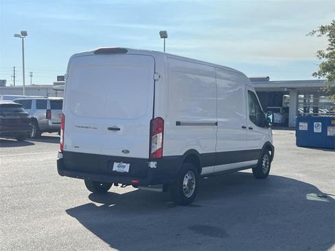 Used 2023 Ford Transit 250 Medium Roof AWD image 6