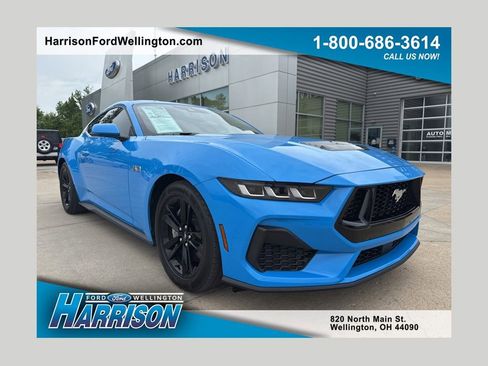 Used 2024 Ford Mustang GT RWD image 1