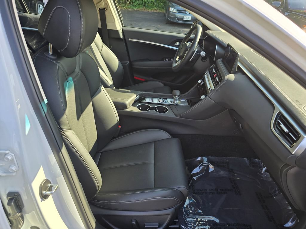 Used 2026 Genesis G70 2.5T AWD/4WD image 11