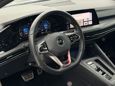 Used 2022 Volkswagen GTI SE image 21