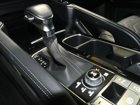 Used 2022 Kia Telluride SX w/ SX Prestige Package image 39