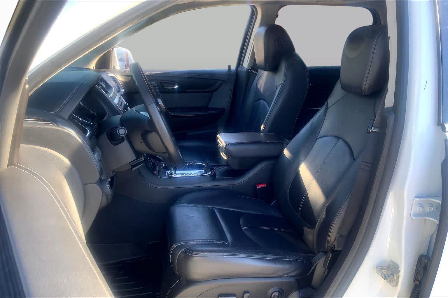 Used 2016 GMC Acadia SLT w/ Open Road Package AWD/4WD image 8