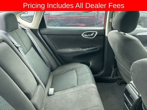 Used 2014 Nissan Sentra SR w/ SR Driver Package FWD image 4