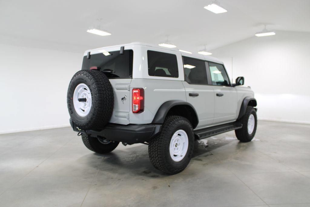 New 2026 Ford Bronco Heritage Edition AWD/4WD image 11