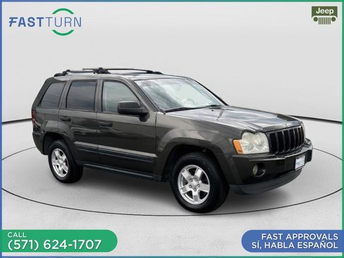 Used 2005 Jeep Grand Cherokee Laredo AWD/4WD image 3