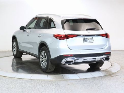 Used 2024 Mercedes-Benz GLC 300 GLC 300 w/ Driver Assistance Package image 2