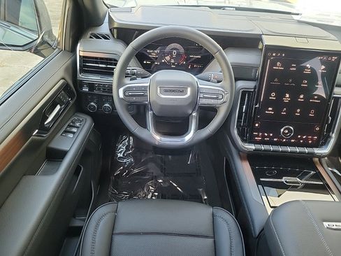 New 2026 GMC Yukon Denali w/ Sun & Power Step Package image 13