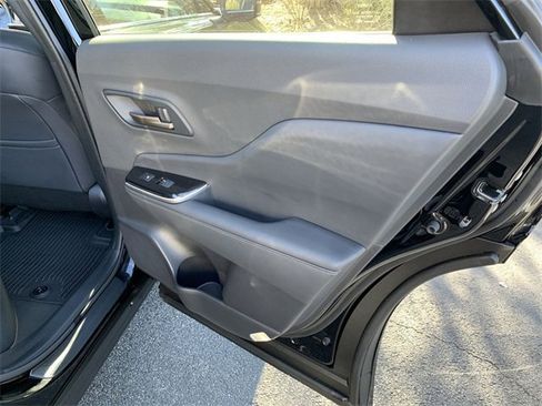 Used 2025 Toyota Crown Signia XLE image 11