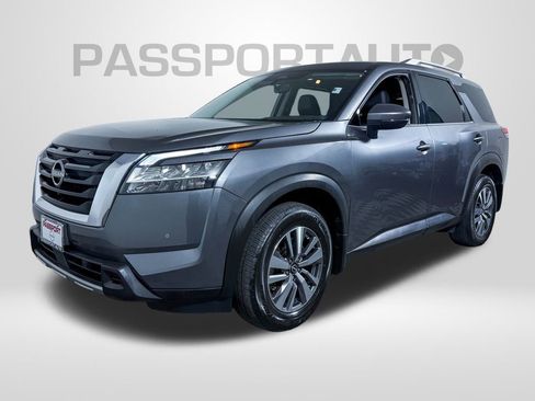 Certified 2023 Nissan Pathfinder SL image 1
