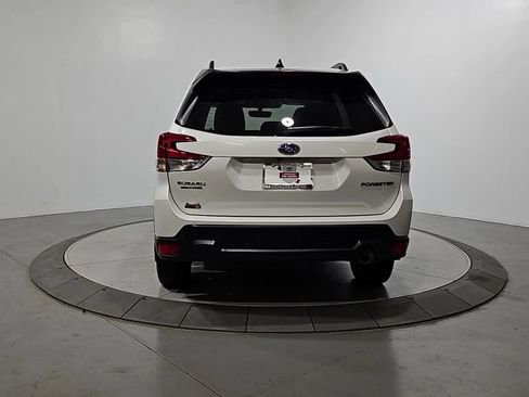 Used 2024 Subaru Forester Limited image 5