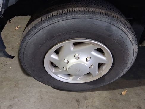 Used 2013 Ford E-350 and Econoline 350 XL w/ PWR Windows & Locks Group image 8