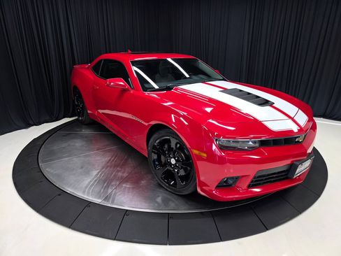 Used 2014 Chevrolet Camaro SS w/ RS Package RWD image 14