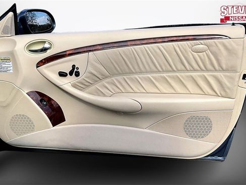 Used 2004 Mercedes-Benz CLK 320 Coupe image 25