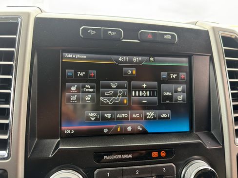Used 2015 Ford F150 Lariat w/ Equipment Group 502A Luxury AWD/4WD image 27