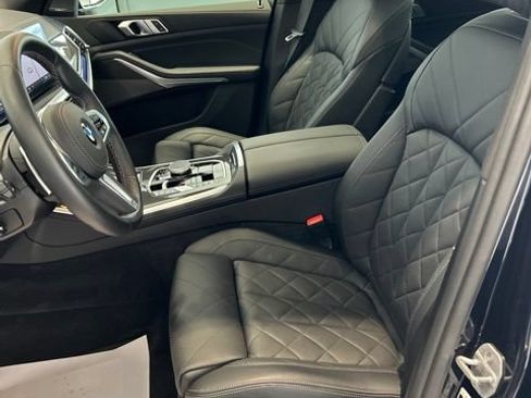 Used 2025 BMW X5 M60i w/ Climate Comfort Package AWD/4WD image 17