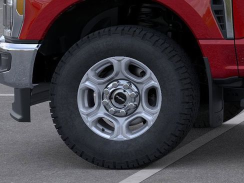 New 2026 Ford F350 XLT w/ FX4 Off-Road Package image 19