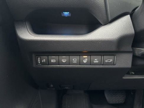 Used 2021 Toyota RAV4 XSE image 28