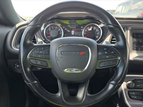 Used 2022 Dodge Challenger GT RWD image 14