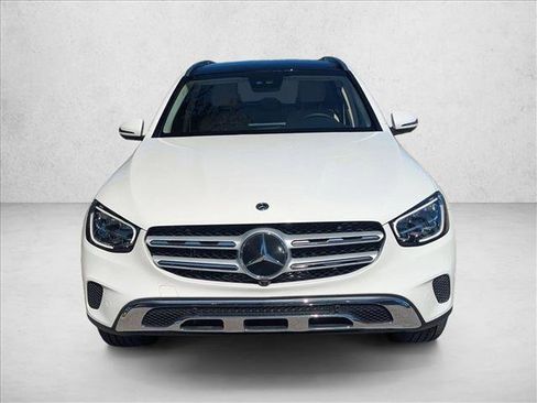 Used 2022 Mercedes-Benz GLC 300 image 2
