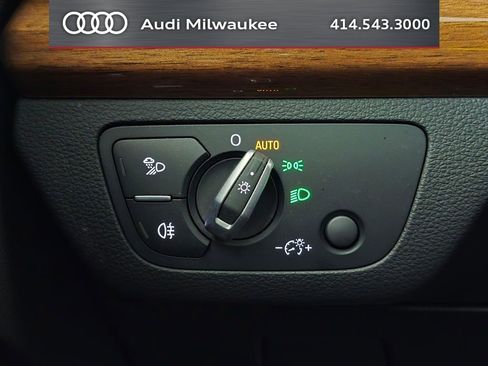 Used 2023 Audi Q5 2.0T Premium w/ Convenience Package AWD/4WD image 34