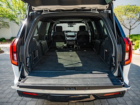 Used 2025 Ford Expedition Max Platinum w/ Stealth Appearance Package AWD/4WD image 53