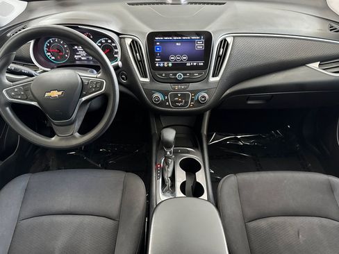 Used 2022 Chevrolet Malibu LS w/ LPO, Floor Liner Package FWD image 16