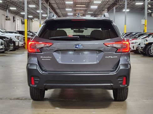 Used 2022 Subaru Outback Premium AWD/4WD image 10