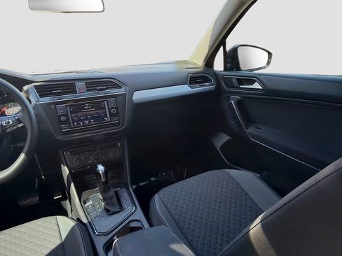Used 2021 Volkswagen Tiguan S image 21