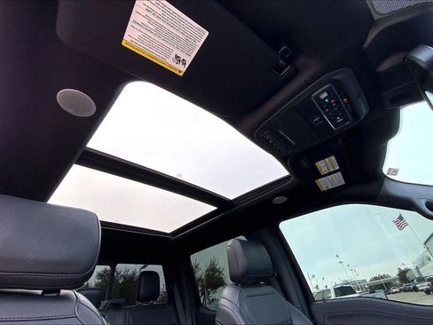 Used 2023 Ford F150 Raptor image 14