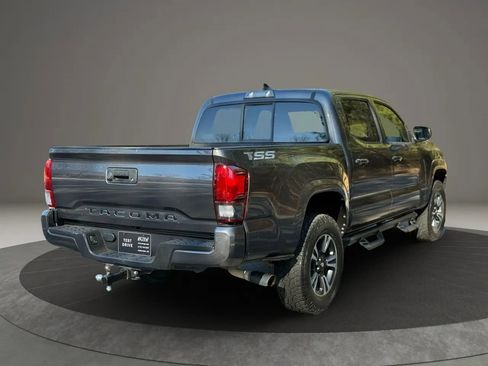 Used 2019 Toyota Tacoma SR w/ SR Convenience Package image 6