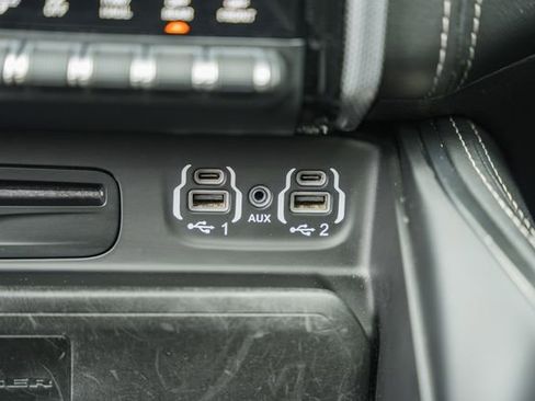 Used 2019 RAM 1500 Limited AWD/4WD image 33