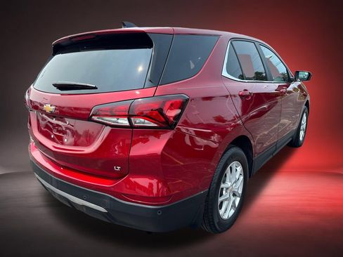 Certified 2024 Chevrolet Equinox LT FWD image 4