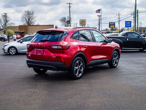 Used 2025 Ford Escape ST-Line image 7