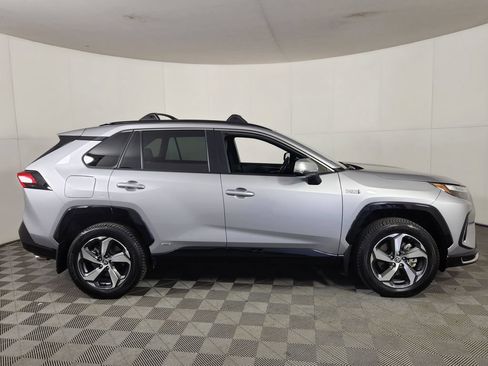 Used 2023 Toyota RAV4 SE w/ Weather & Moonroof Package AWD/4WD image 8