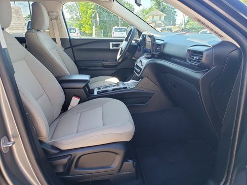 Used 2022 Ford Explorer 4WD image 16