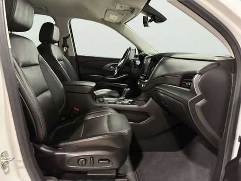 Used 2020 Chevrolet Traverse Premier AWD/4WD image 27