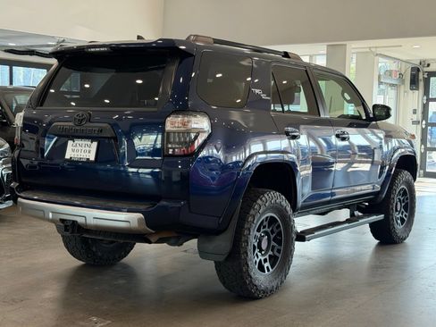 Used 2019 Toyota 4Runner TRD Off-Road Premium AWD/4WD image 6