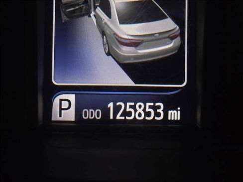 Used 2016 Toyota Camry SE FWD image 10
