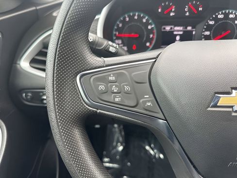 Used 2024 Chevrolet Malibu LT image 14