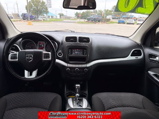 Used 2020 Dodge Journey SE w/ SE Popular Equipment Group FWD image 13
