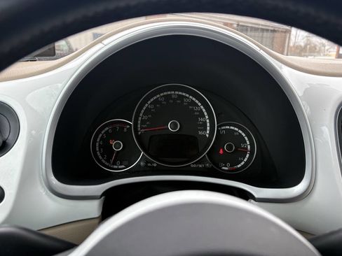 Used 2015 Volkswagen Beetle 1.8T image 16