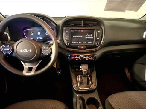 Used 2024 Kia Soul LX w/ Option Group 015 image 15