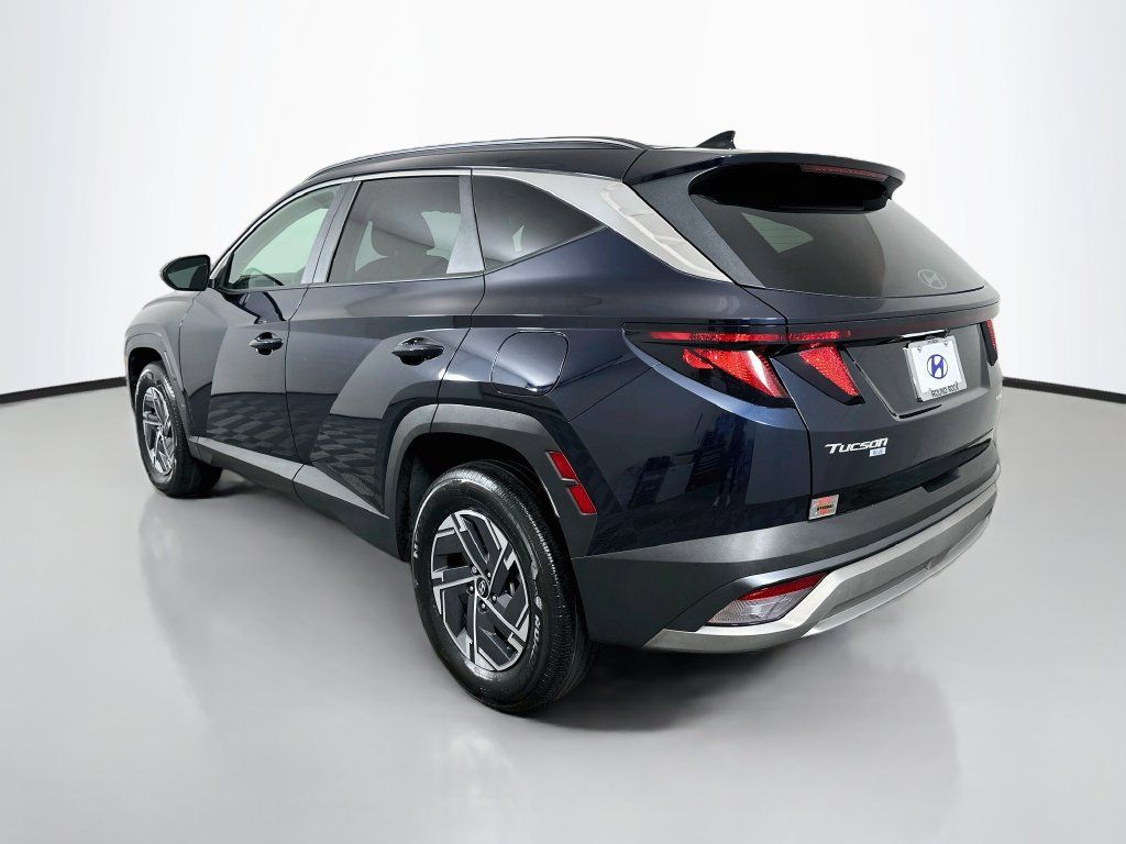 Certified 2025 Hyundai Tucson Blue AWD/4WD image 7