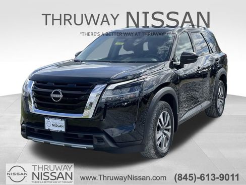 Certified 2022 Nissan Pathfinder SL AWD/4WD image 1