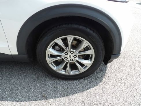 Certified 2021 Ford Explorer XLT w/ Equipment Group 202A RWD image 12