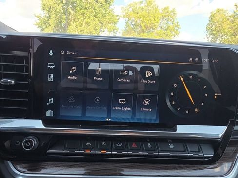 Used 2026 Chevrolet Silverado 1500 RST AWD/4WD image 18