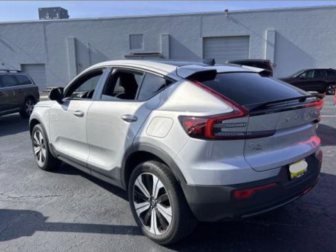 Used 2023 Volvo C40 P8 Recharge Plus AWD/4WD image 11